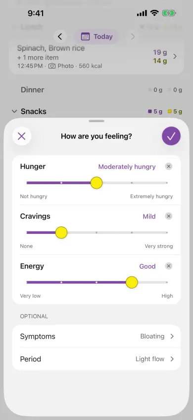 The Food & Fit daily check-in with hunger, cravings and energy ratings and optional context tags.